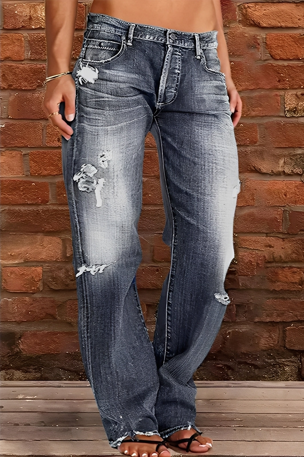 Demetria - Classic Washed Jeans with Low Waist for Women