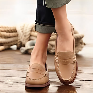 Shania - Casual, Simple Slippers for Women