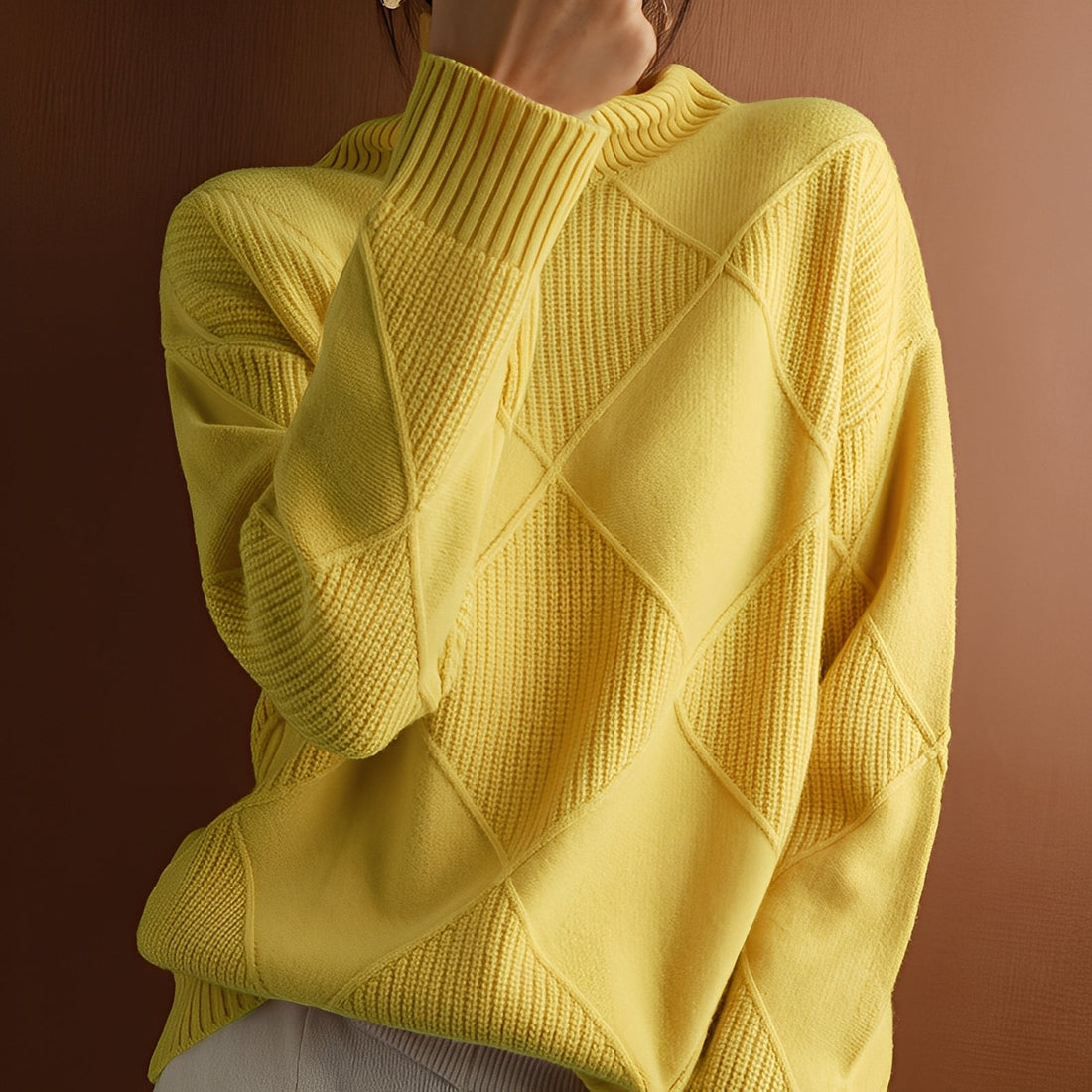 Lyndsea - Loose Turtleneck Sweater for Women