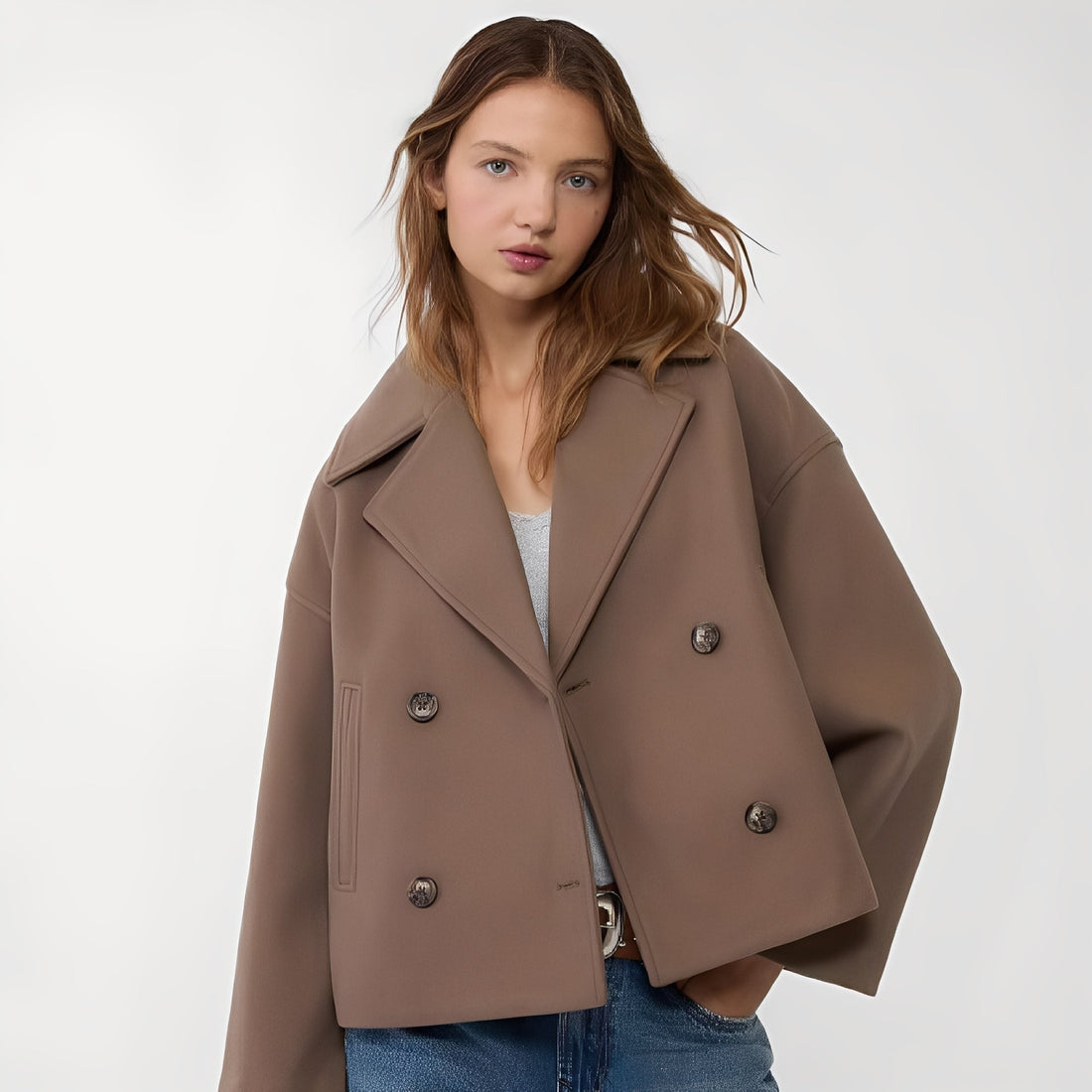 Abegail - Casual, loose-fitting short jacket for women