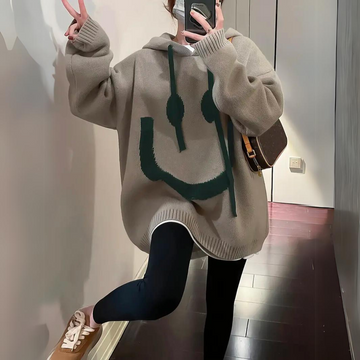 Emelia - Loose Hoodie with Smiley Design for Women