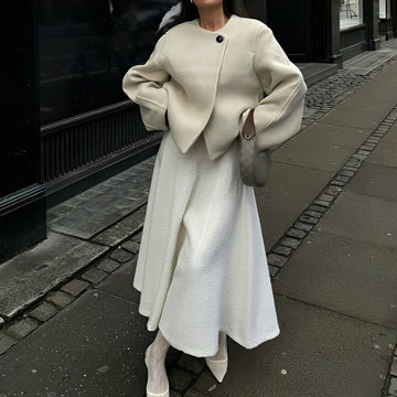Beatrice - Elegant short coat made of wool for women