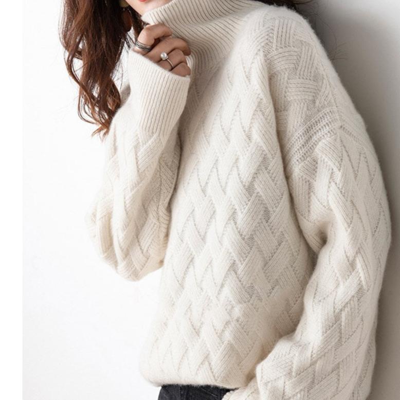 Antonia – Comfortable Knit Sweater