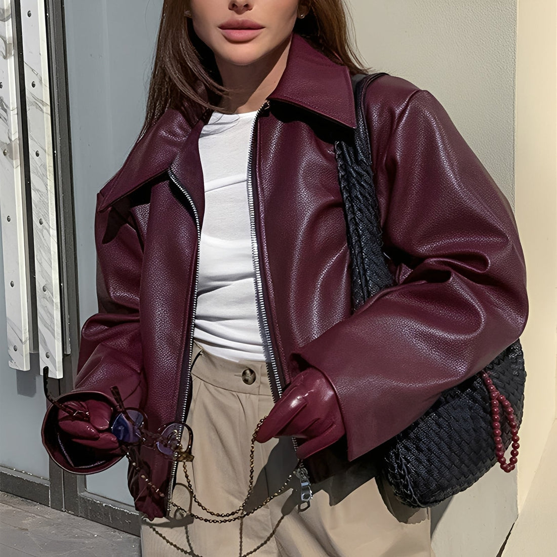 Lesley - Fashionable Leather Jacket with Zipper for Women