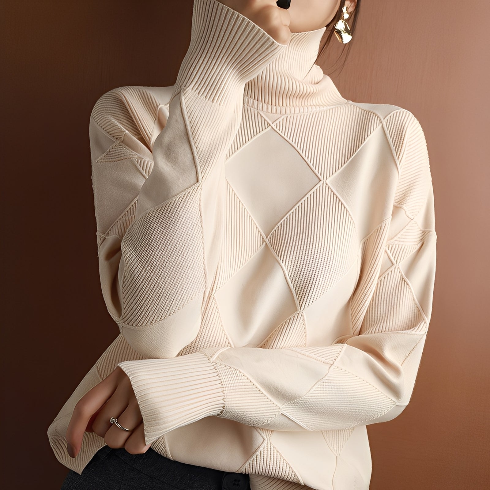 Lyndsea - Loose Turtleneck Sweater for Women