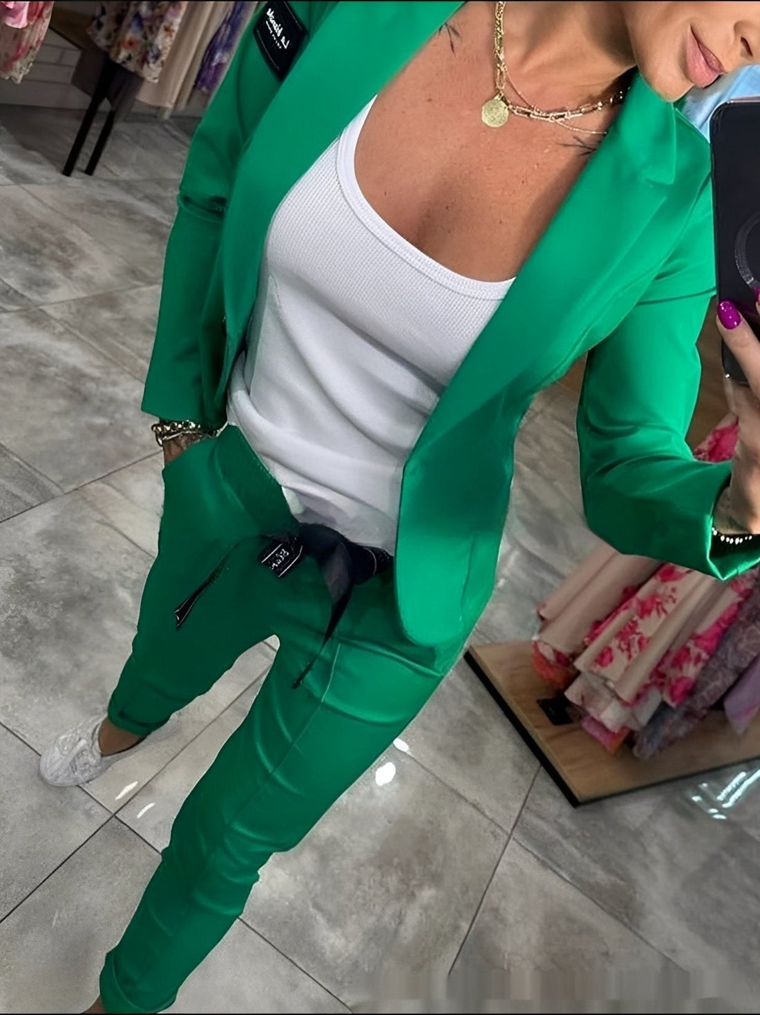 Kassandra - Stylish Leisure Suit Set for Women