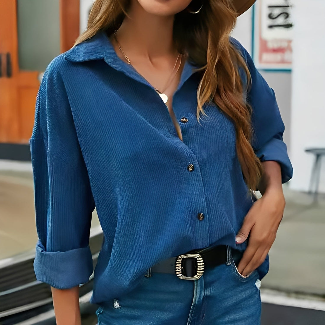 Everly - Casual, loose-fitting corduroy shirt for women