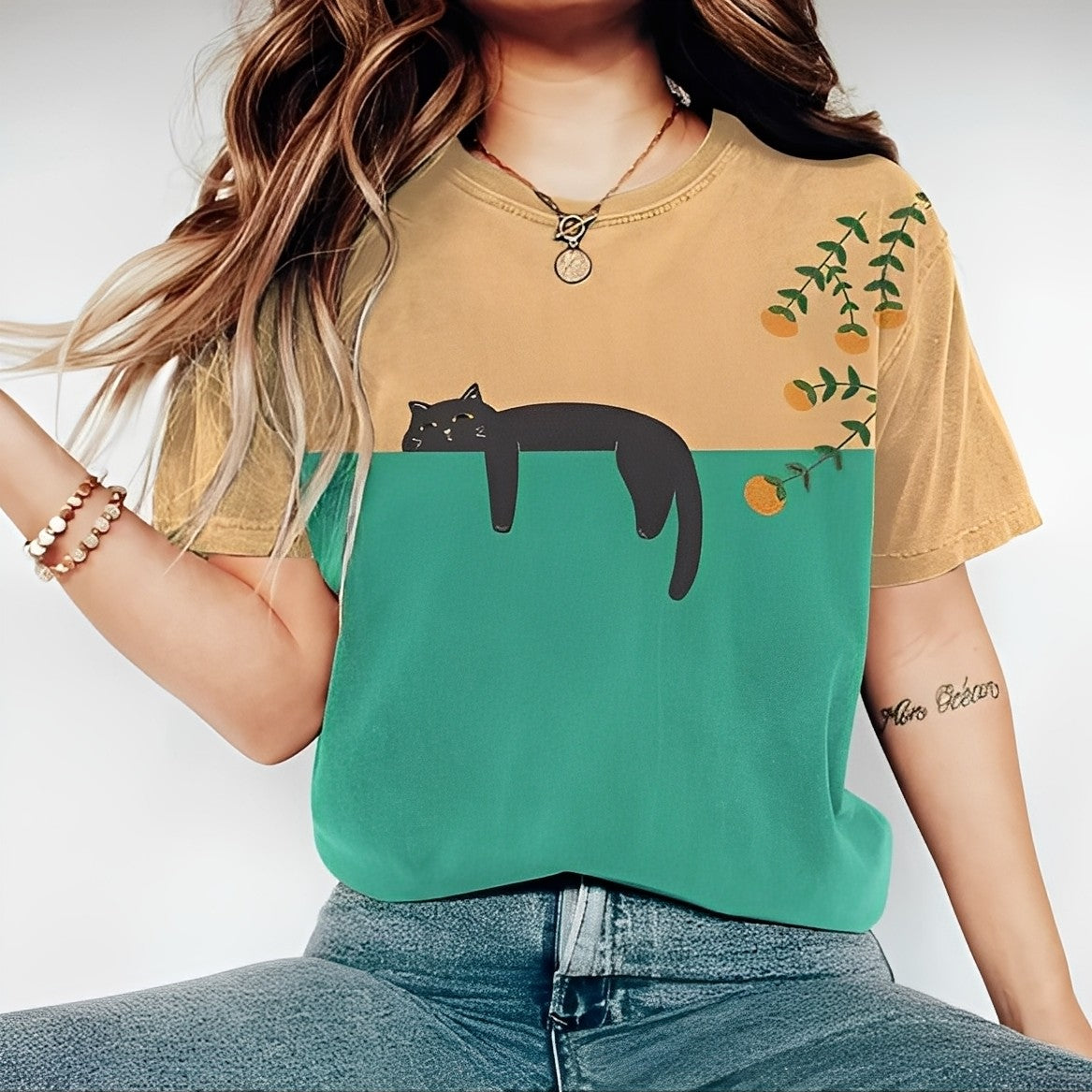 Alvina - Casual T-Shirt with Design for Women