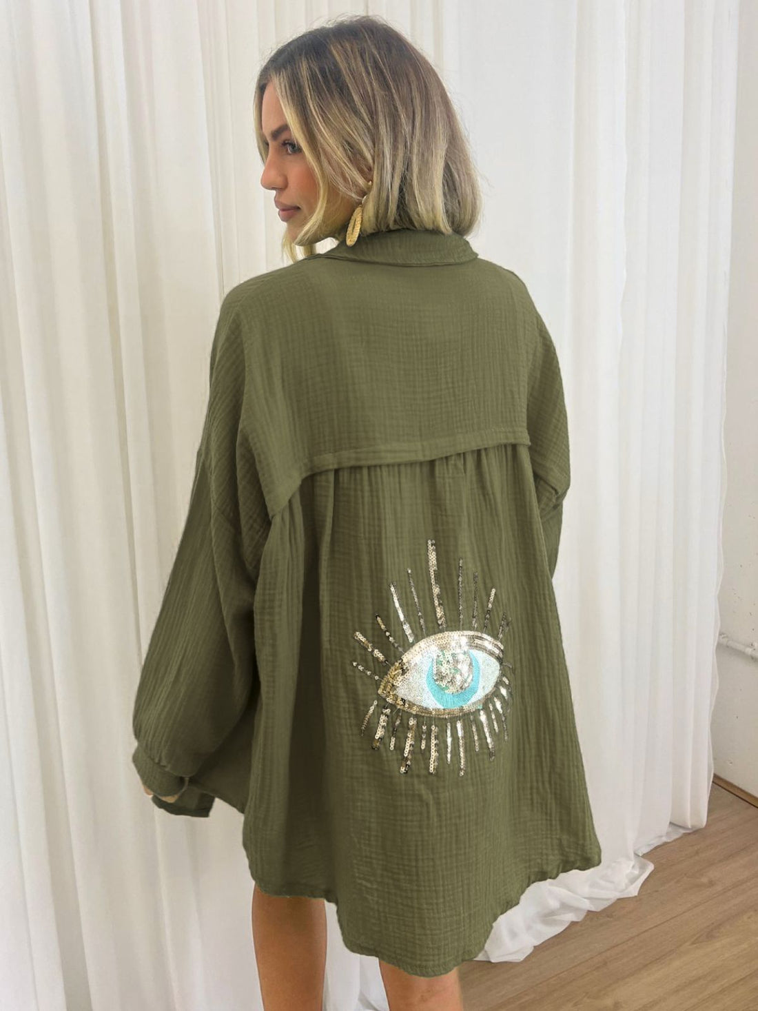 Giada – Oversize Embroidered Kimono