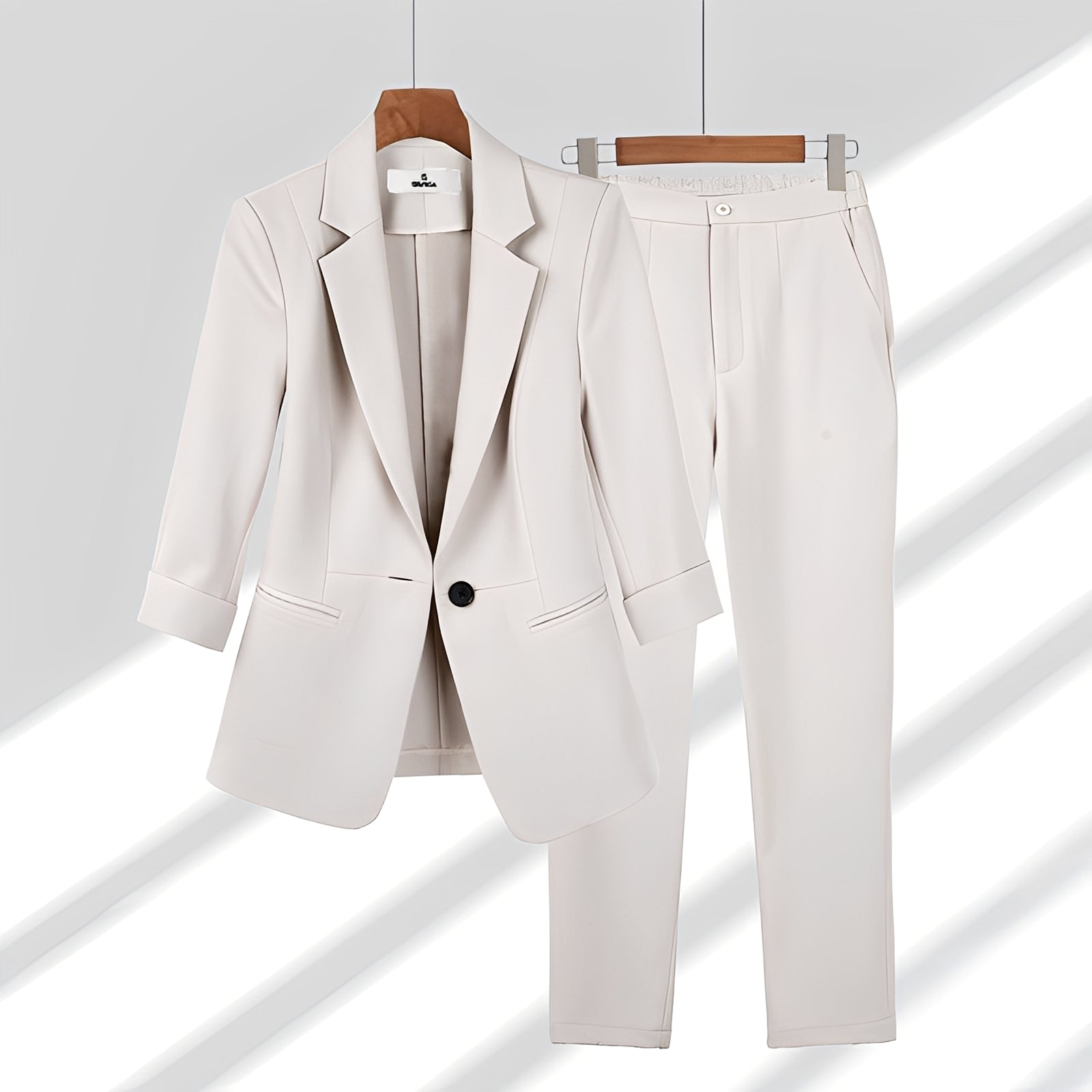 Elouise - Loose, Formal Blazer and Pants Set for Women
