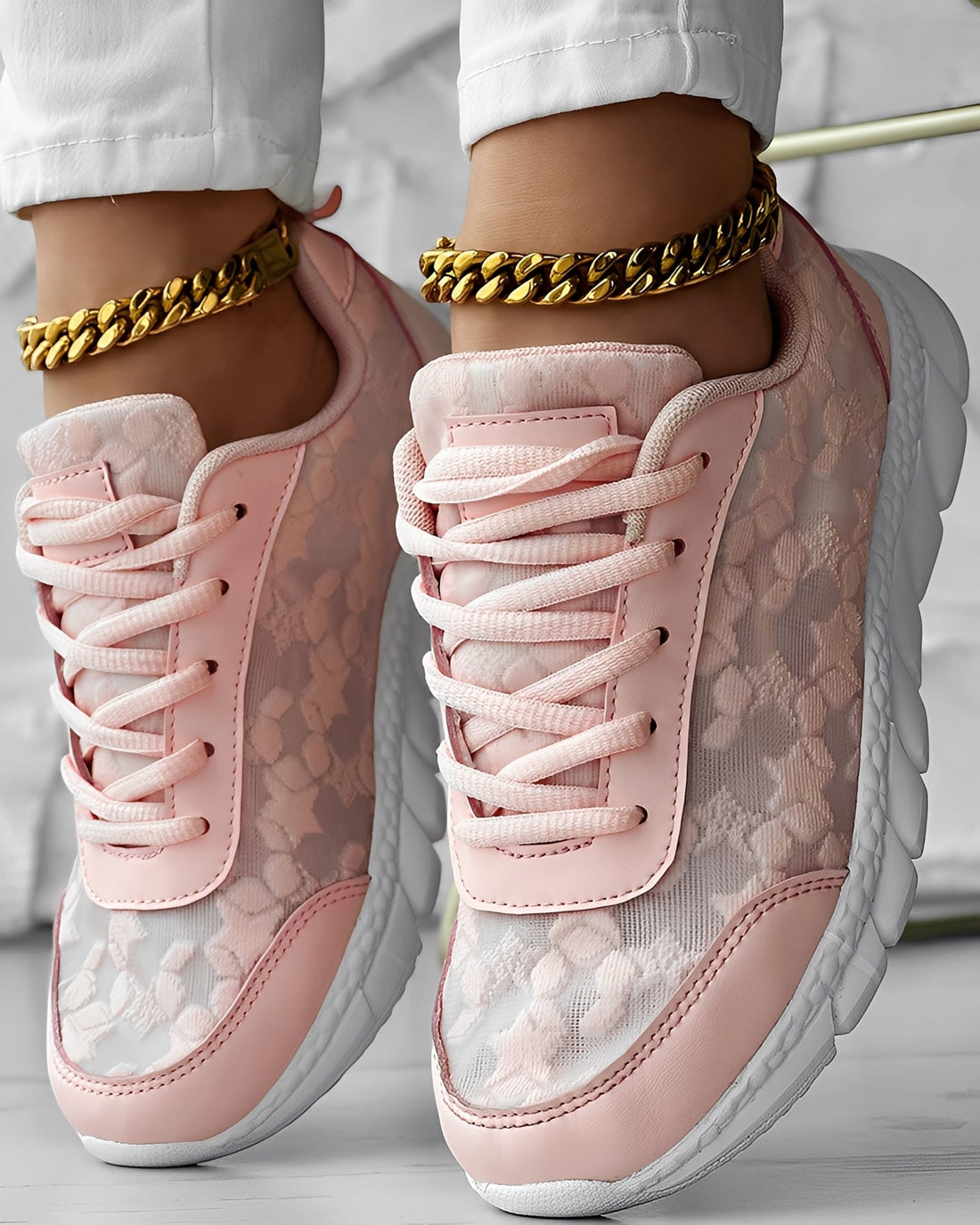 Elisabeth - Casual, breathable sneakers with floral pattern for women