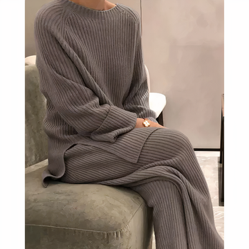 Samantha – Knitted Casual Set Sweater & Pants