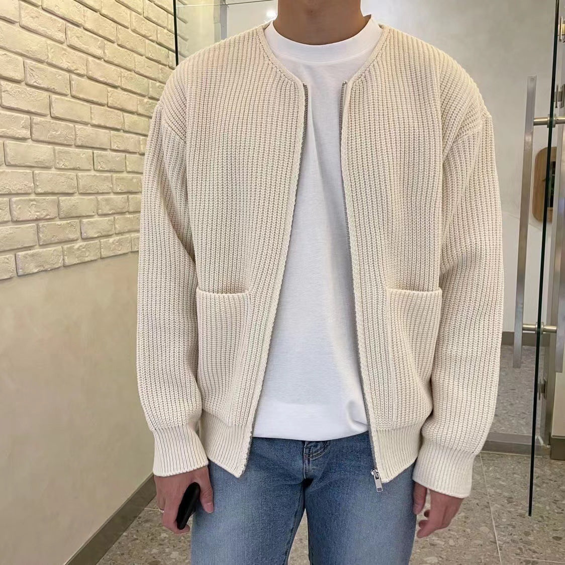Ronan – Men's Cardigan in Knit Design