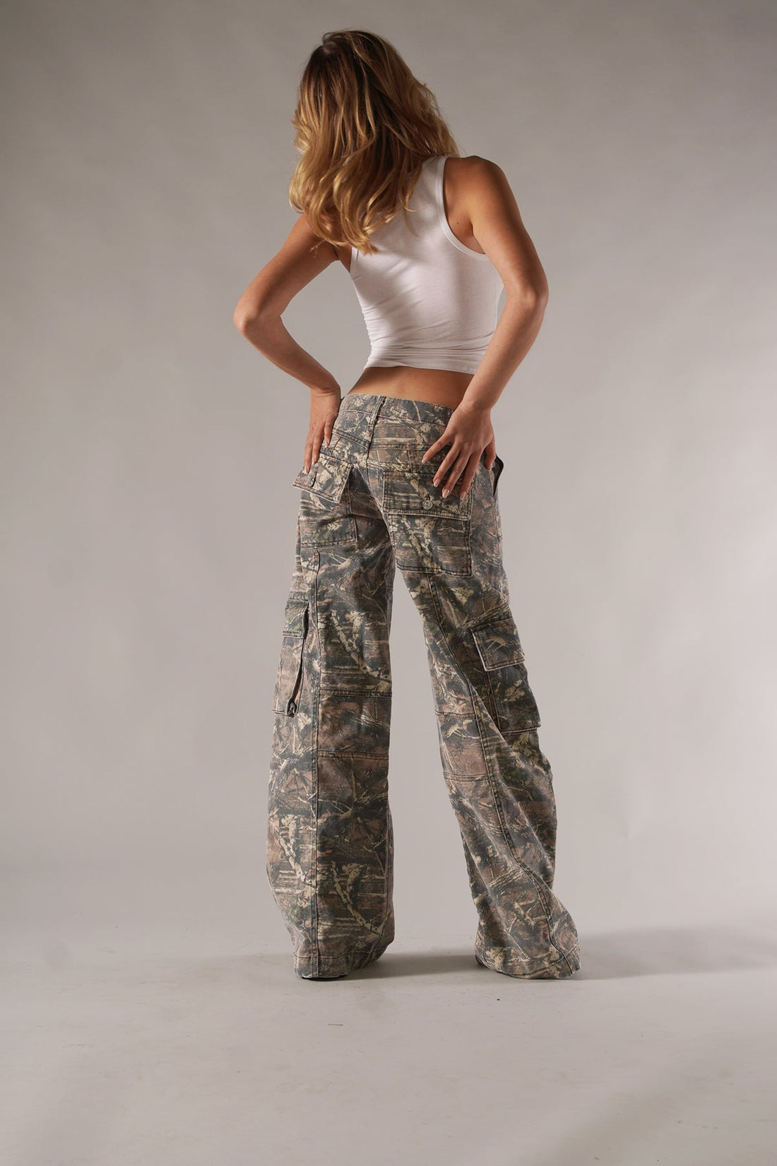 Demelza - Wide Camouflage Cargo Pants for Women