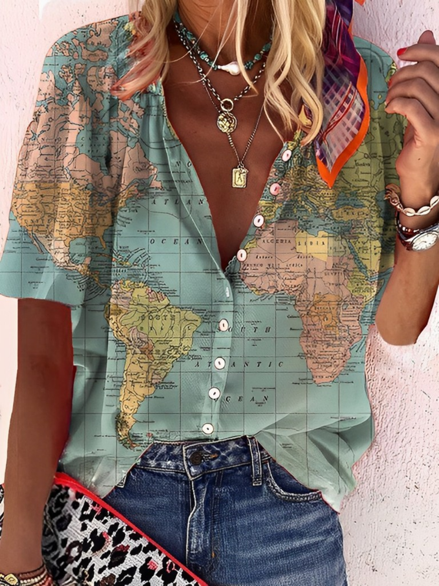 Janet - The world map motif shirt