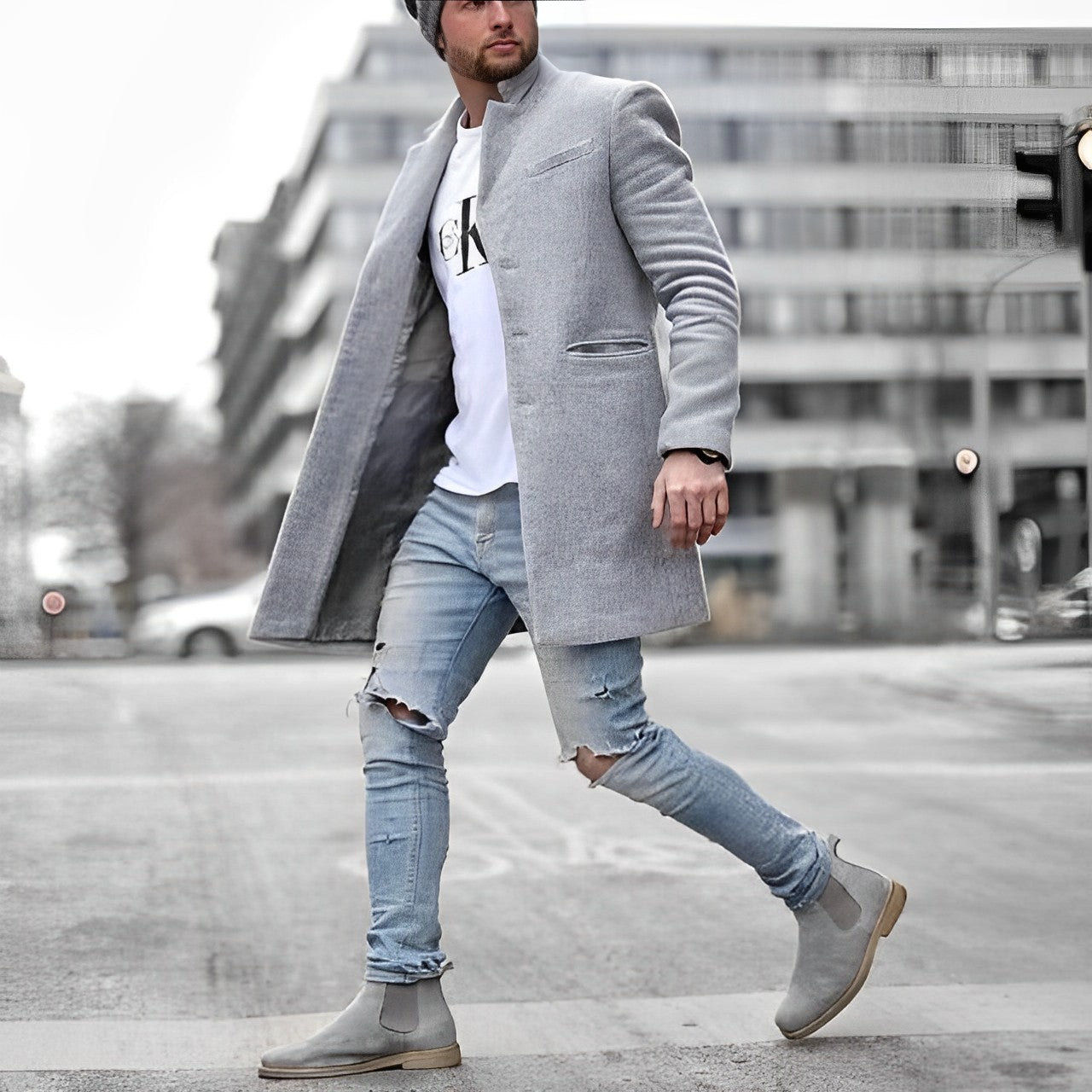 Hardy – Long Coat in Modern Style