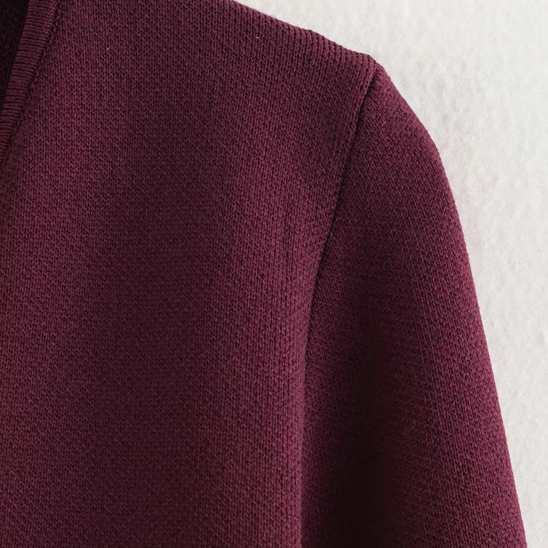 Sherry - Simple, figure-hugging knit cardigan for women