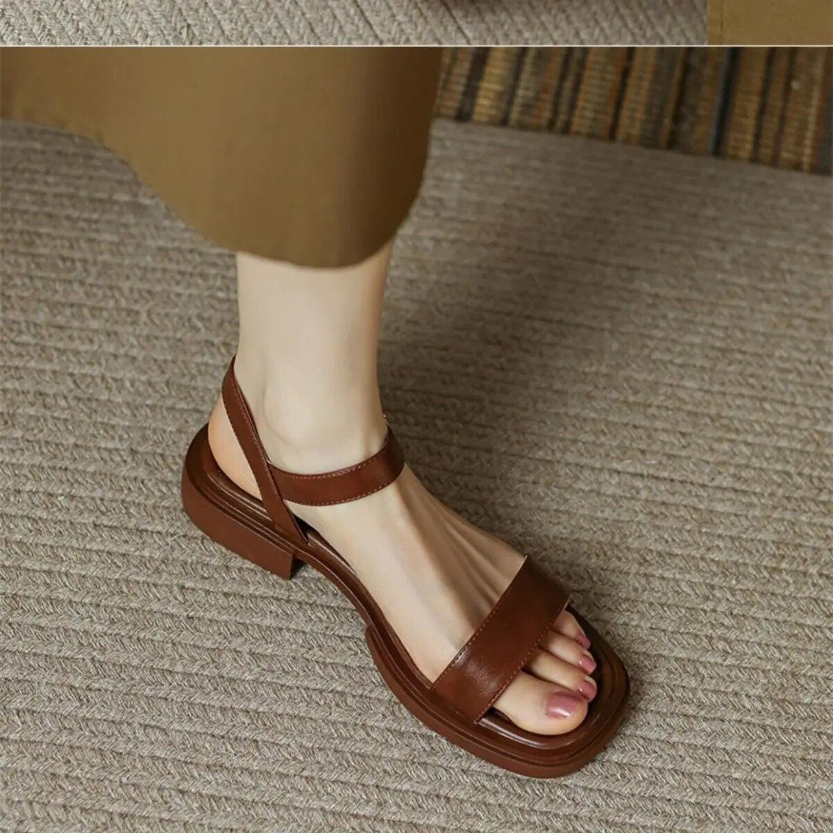 Donabel - Stylish Low Leather Dress Shoes