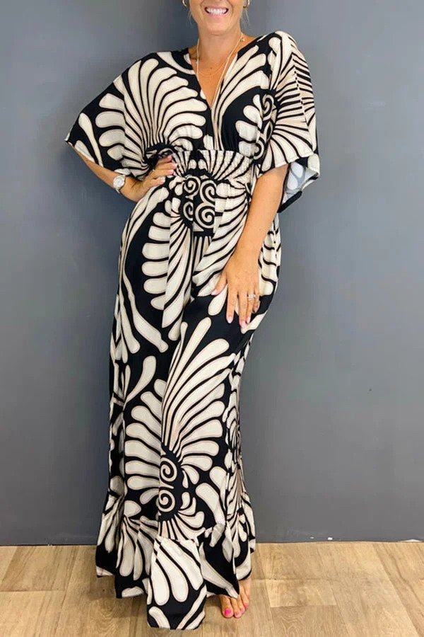 Elvira - Vintage Overall with Floral Pattern and Ruffle Sleeves