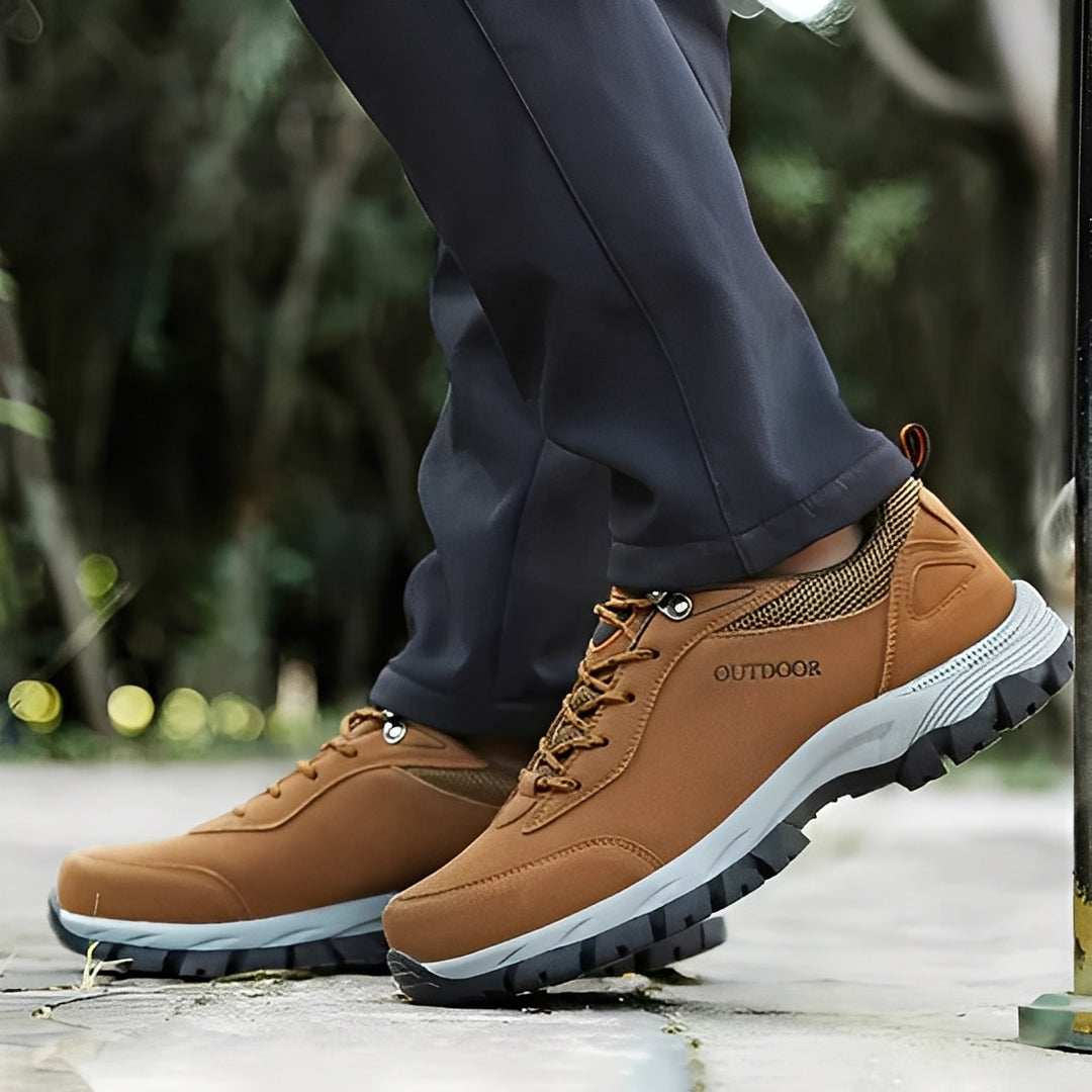 Dalton - Sturdy Outdoor Hiking Boots for Men
