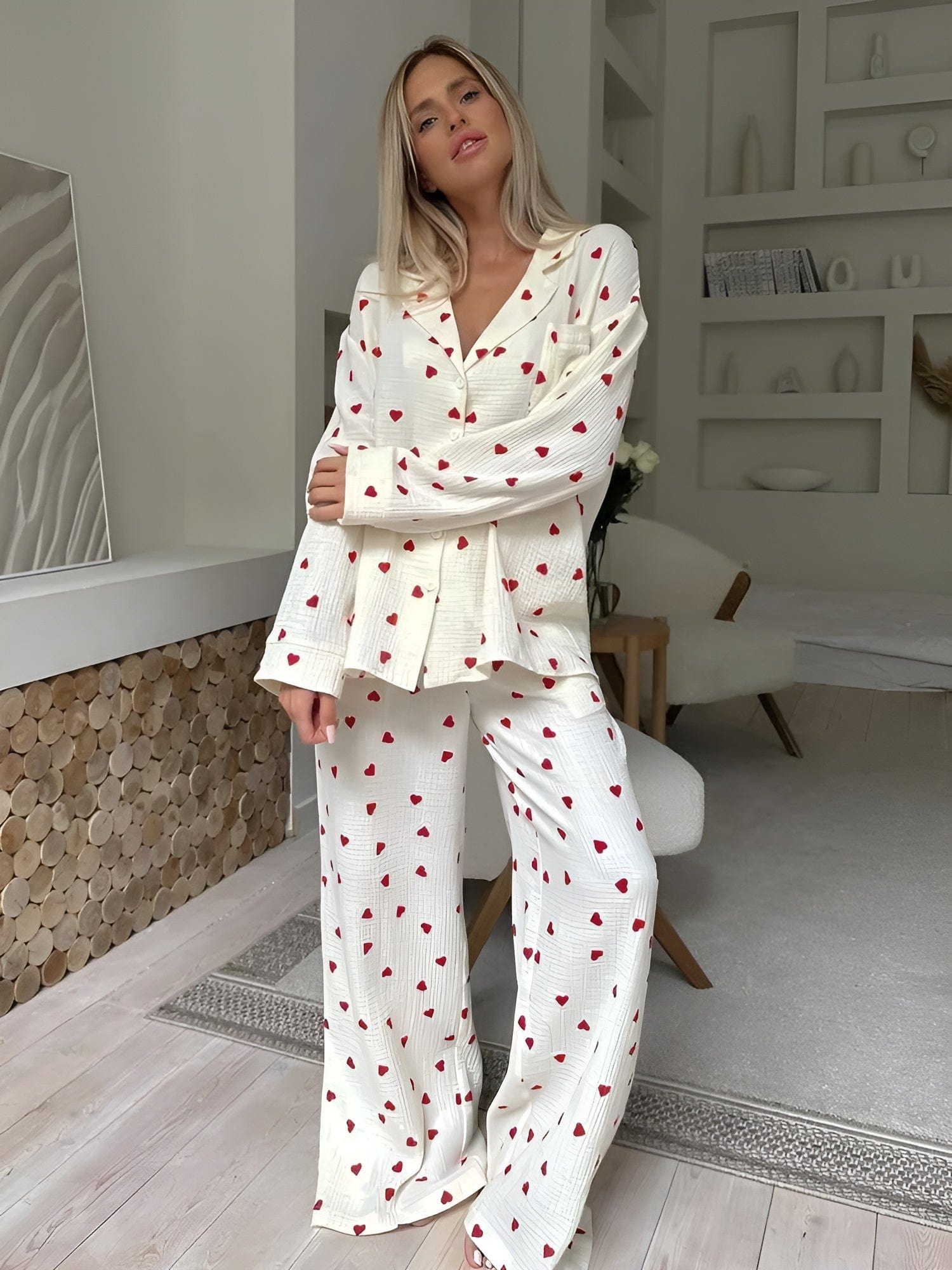 Lola – Elegant Pajama with Heart Motifs